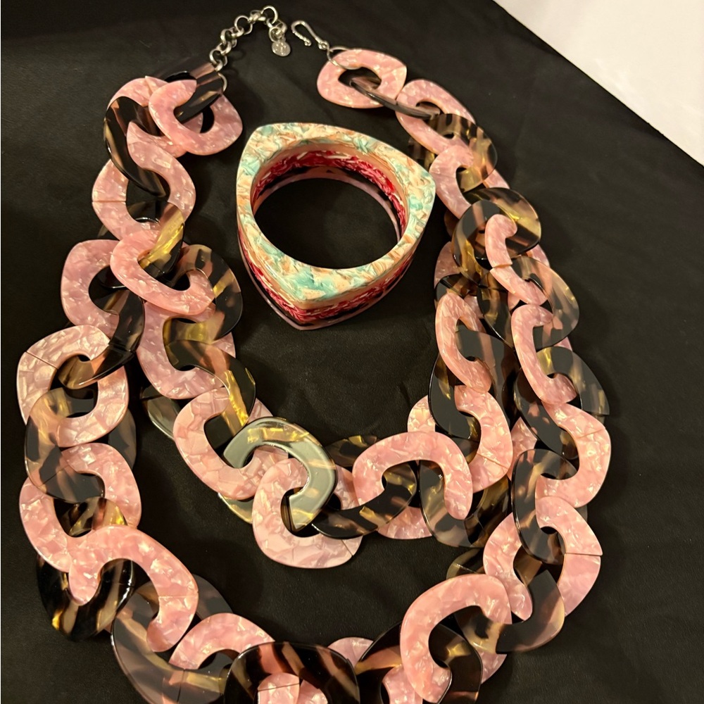 Sassy Jones Zaria Luxe collection. Necklace and Bracelet Set